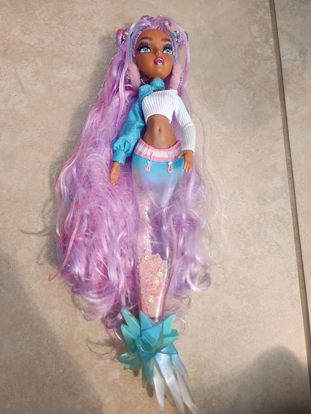 Mermaze Mermaidz Winter Waves Mermaid Fashion Doll Harmonique